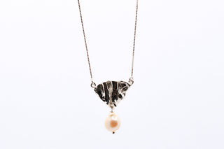 Affiora Necklace with Pearls - A'mmare Jewelry - Appcycled