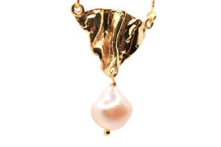 Affiora Necklace with Pearls-Necklaces-A'mmare Jewelry-Gold-Pink Pearl-Appcycled