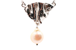 Affiora Necklace with Pearls-Necklaces-A'mmare Jewelry-Silver-Pink Pearl-Appcycled