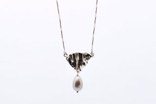 Affiora Necklace with Pearls-Necklaces-A'mmare Jewelry-Silver-Natural White Pearl-Appcycled